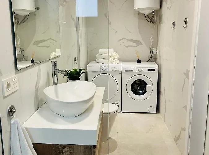 Premium La Strada Apartment